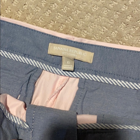 Light Pink Banana Republic Chino Shorts, Size 6 - Picture 3 of 3